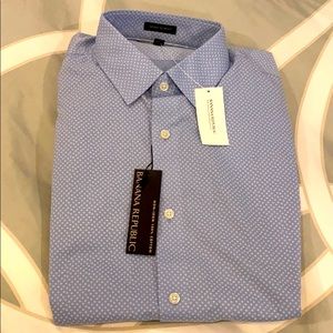 Banana Republic Men’s Button Down